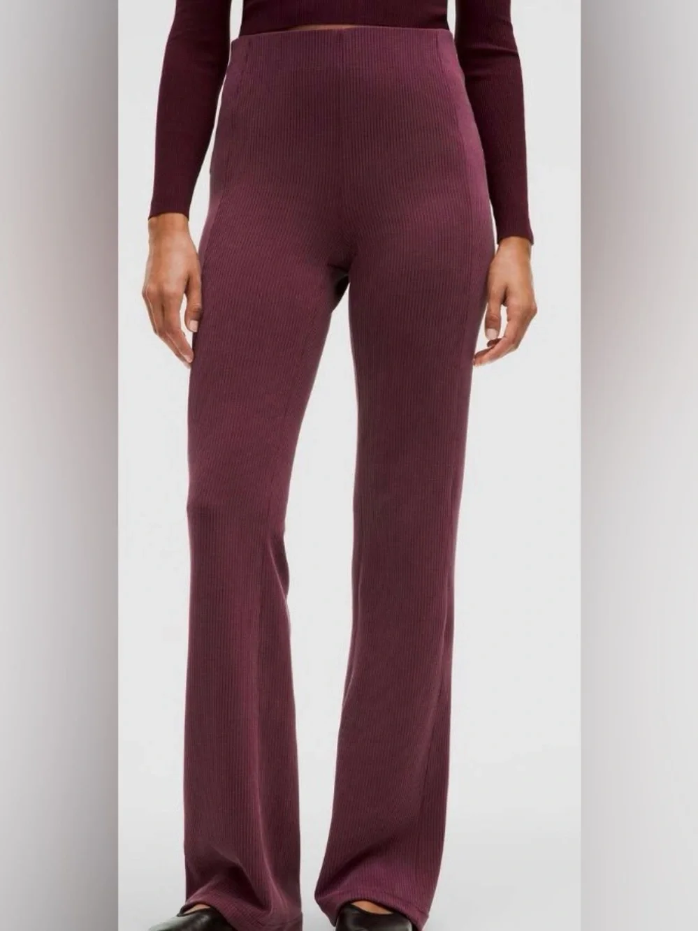 Lululemon Athletica NWT Ribbed Softstreme Flared Pant
